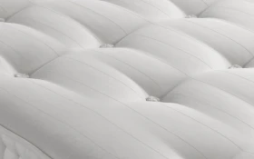 04 Mattress Tufting 1000x625