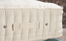 Hypnos Winslow Closeup Border Details