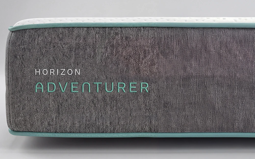 Horizon Adventurer 2026 Close Label