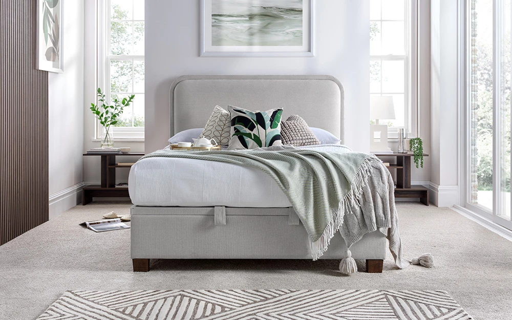 Kaydian Clifton Maskat Clay Lifestyle Front