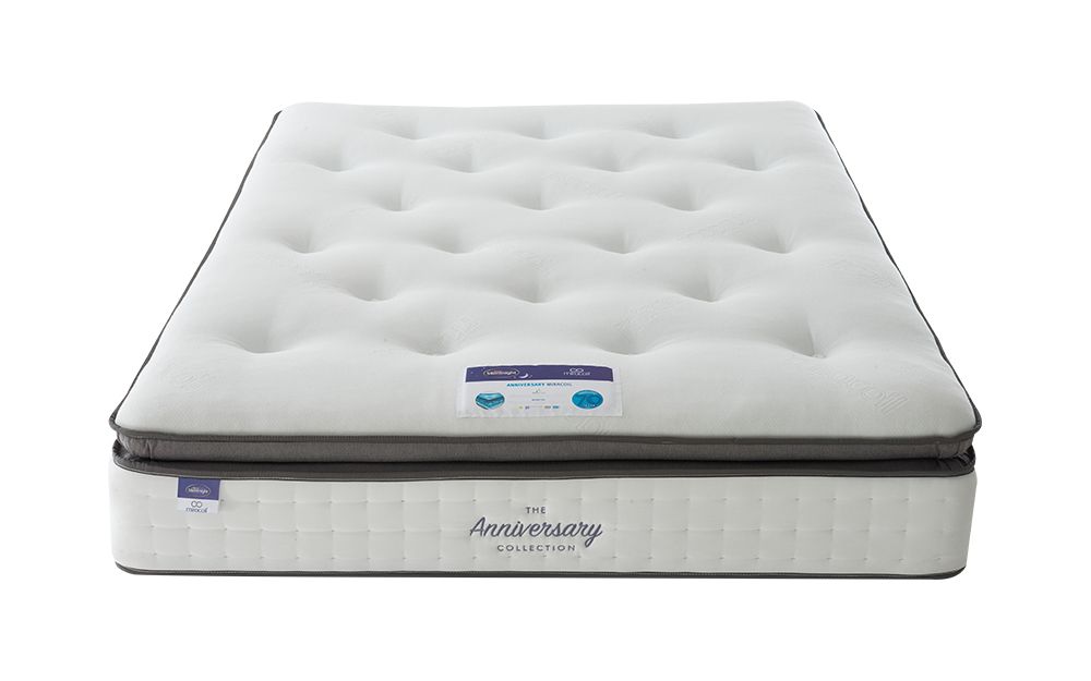 Zip Link Beds >> Silentnight 70th Anniversary Miracoil Geltex Mattress - Mattress Online Zip Link Beds >> Silentnight 70th Anniversary Miracoil Geltex Mattress - Mattress Online
