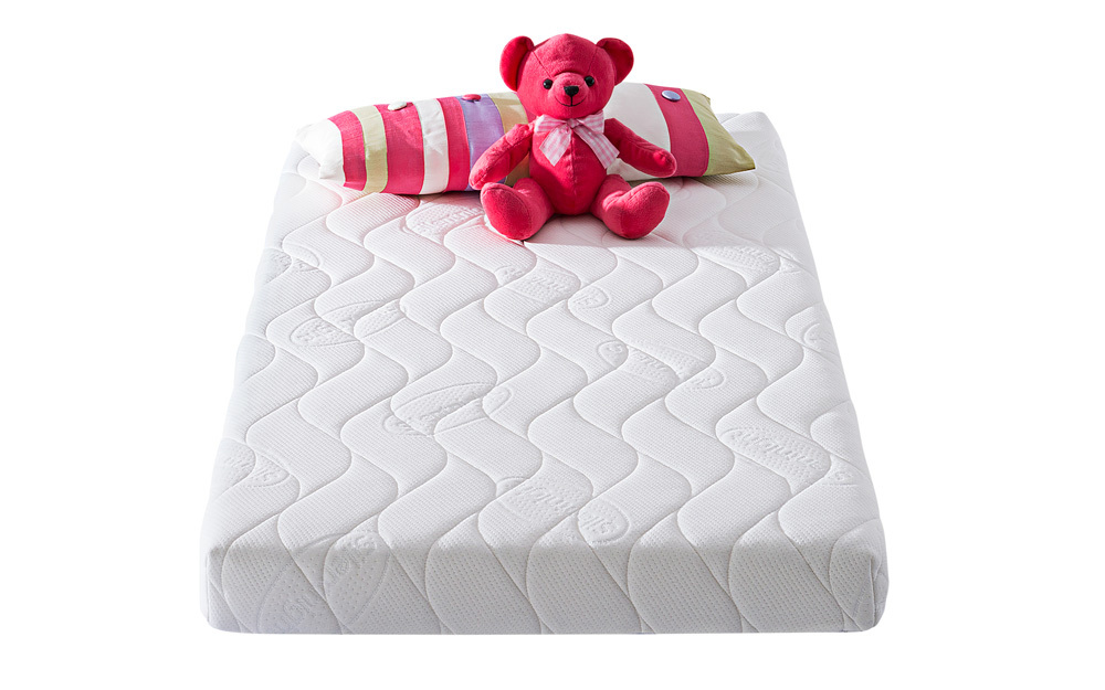 The Silentnight Safe Nights Mini Spring Cot Bed Mattress is designed to offer a safe and sound sleep for your baby